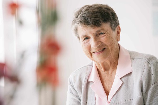 Quelles sont les meilleures pratiques de jardinage adaptées aux seniors avec des limitations physiques ?